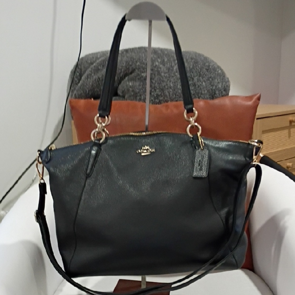 Coach Kelsey Black Pebbled Leather Satchel *NWOT*